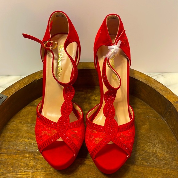 Dream Pairs Shoes - Red Rhinestone 7 1/2. 5 inch Stiletto heel shoes. Dream pairs Never worn.